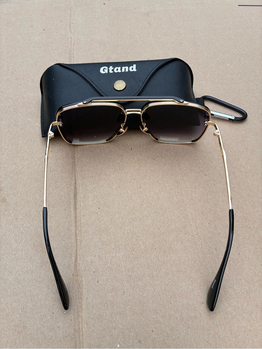 AND Men’s Gold Frame Sunglasses with Gradient Purple Lenses - Picture 2 of 2